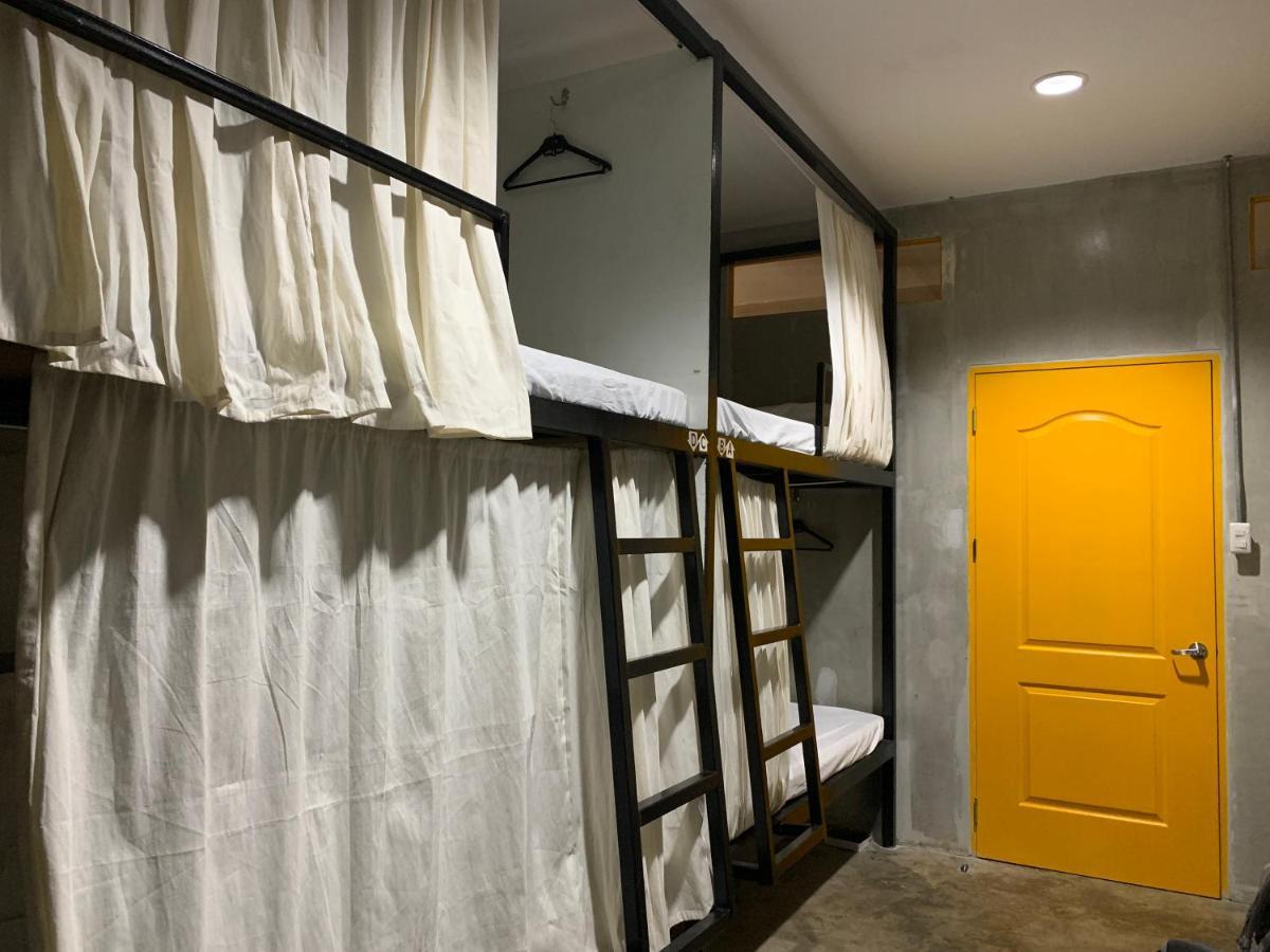 Happynest Hostel Cebu Exterior photo