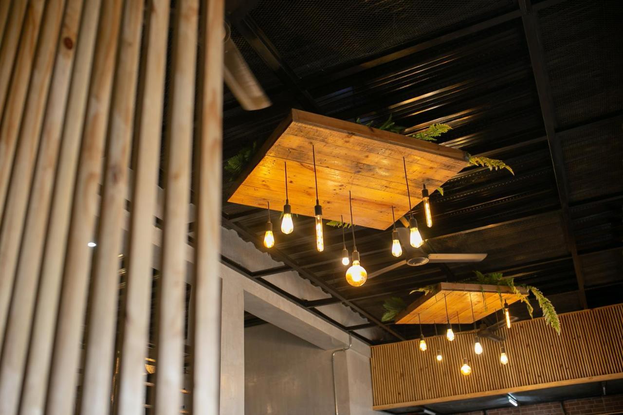 Happynest Hostel Cebu Exterior photo