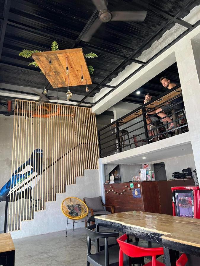 Happynest Hostel Cebu Exterior photo