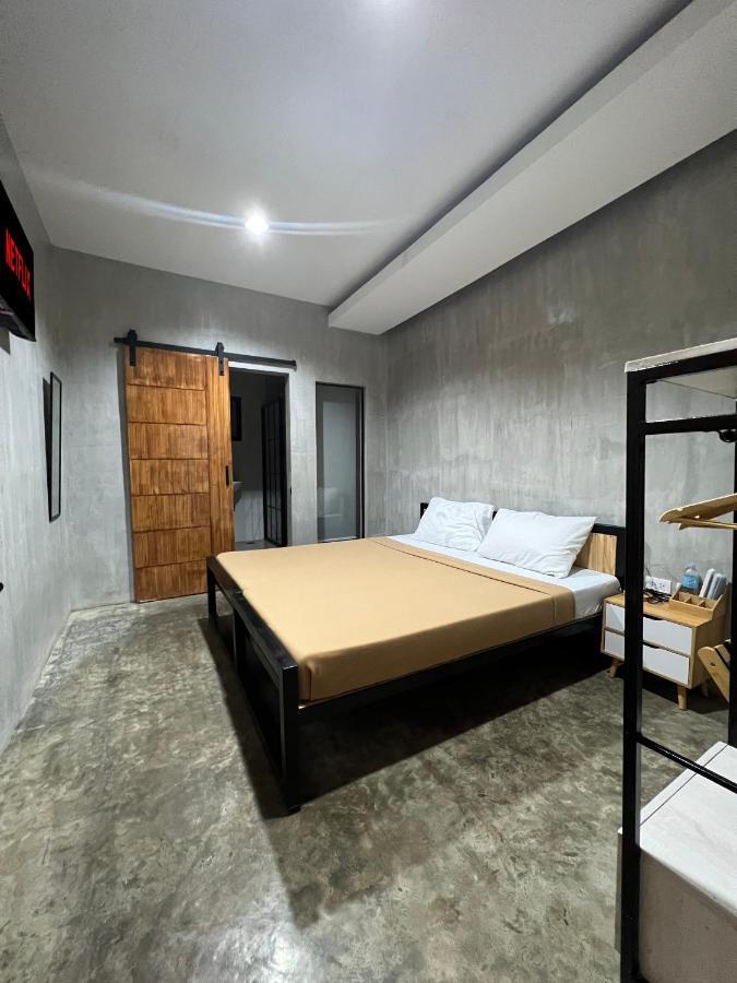 Happynest Hostel Cebu Exterior photo